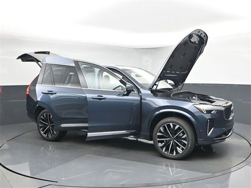 New 2026 Volvo XC90 B6 Ultra image 53