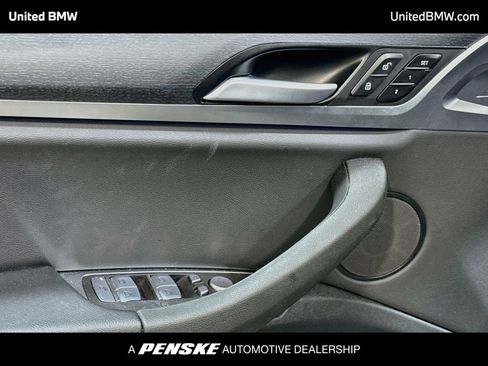 Used 2024 BMW X3 sDrive30i w/ Convenience Package w/ZPA RWD image 3