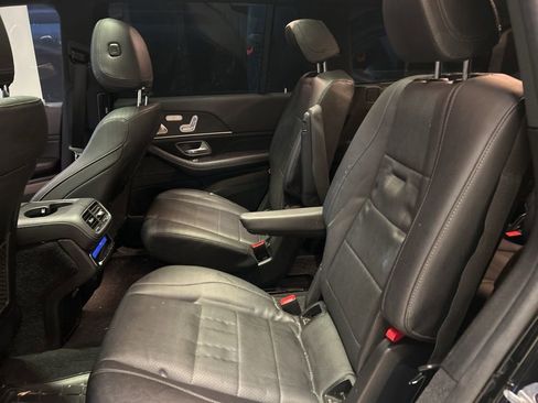 Used 2022 Mercedes-Benz GLS 450 4MATIC image 13