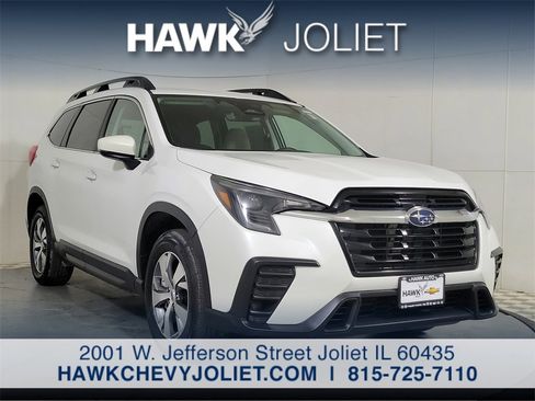 Used 2024 Subaru Ascent Premium w/ Convenience Package image 1