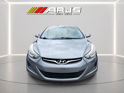 Used 2016 Hyundai Elantra SE FWD image 5