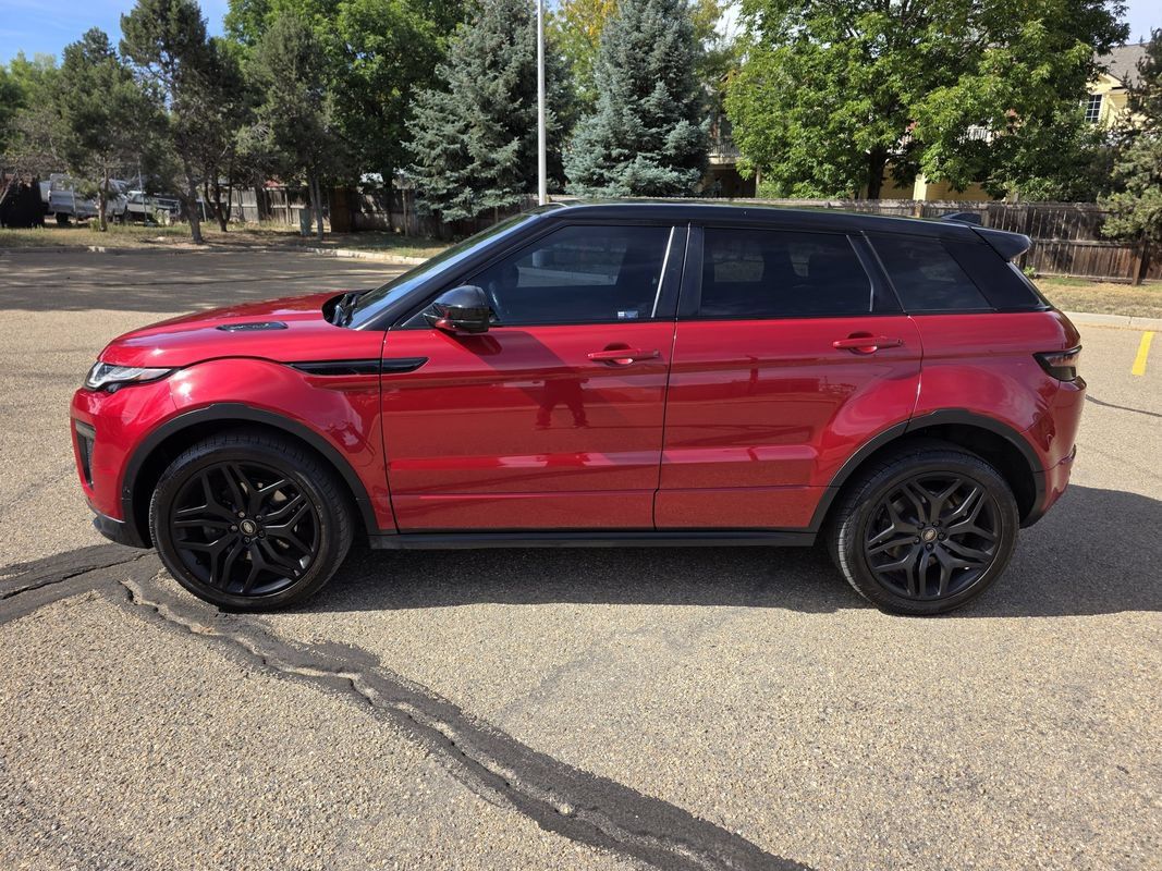 Used 2016 Land Rover Range Rover Evoque HSE Dynamic AWD/4WD image 2