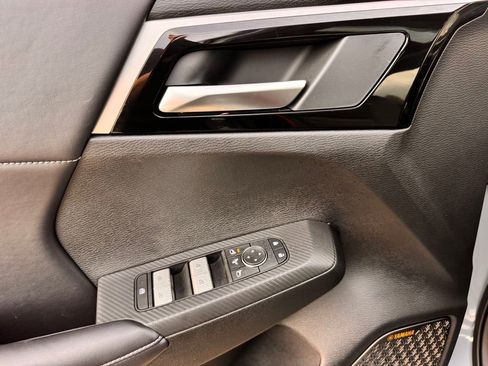New 2026 Mitsubishi Outlander SE AWD/4WD image 29