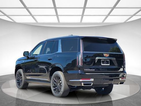 New 2026 Cadillac Escalade Luxury w/ Touring Package AWD/4WD image 6