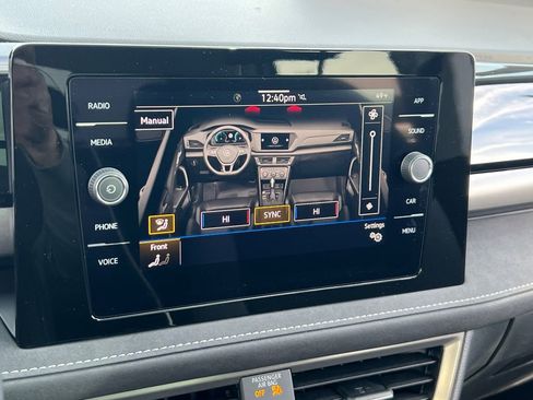 New 2026 Volkswagen Taos SE image 26