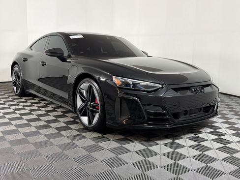 Used 2022 Audi RS e-tron GT AWD/4WD image 20