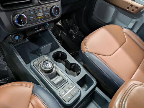 Used 2022 Ford Maverick Lariat w/ Equipment Group 500A Standard image 13