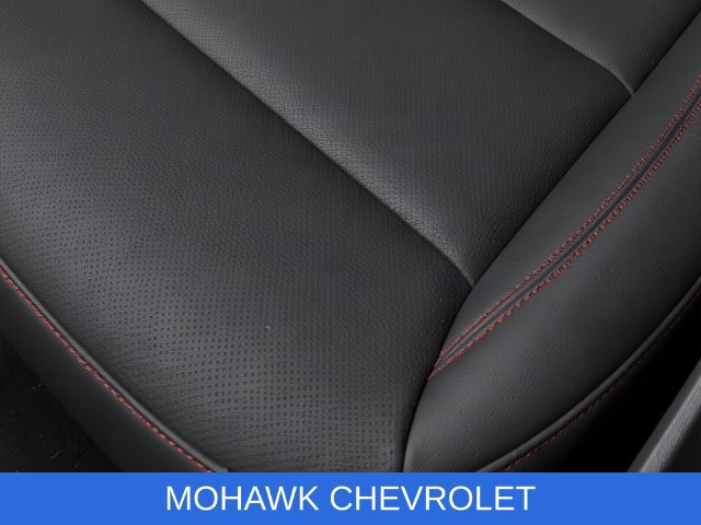 Certified 2024 Chevrolet Trax RS FWD image 22