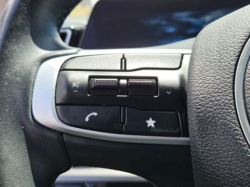 Used 2025 Kia Sportage SX FWD image 19