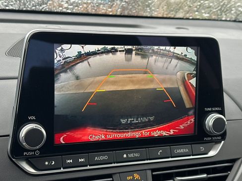 New 2025 Nissan Altima 2.5 SR image 21