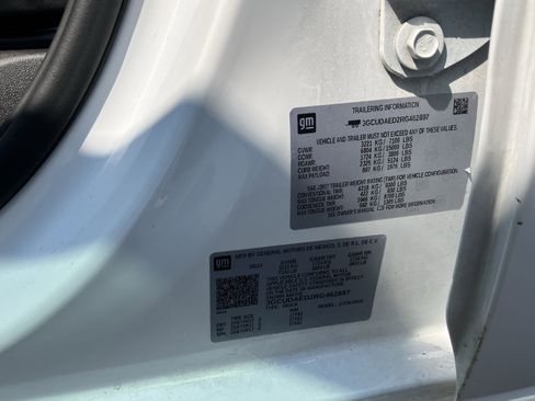 Used 2024 Chevrolet Silverado 1500 W/T w/ WT Value Package image 37