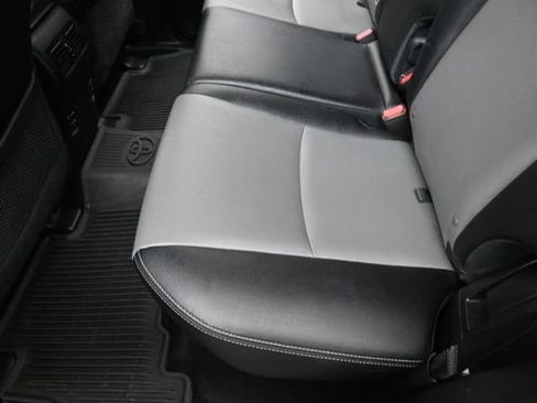 Used 2019 Toyota 4Runner SR5 Premium AWD/4WD image 22