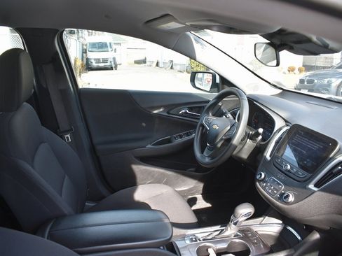 Used 2024 Chevrolet Malibu LT image 21