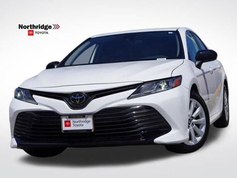 Used 2020 Toyota Camry LE w/ Carpet Mat Package FWD image 1