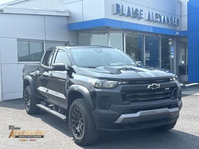 Used 2024 Chevrolet Colorado Trail Boss w/ Advanced Trailering Package