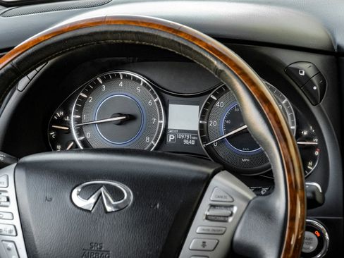 Used 2016 INFINITI QX80 4WD w/ Deluxe Technology Package image 21