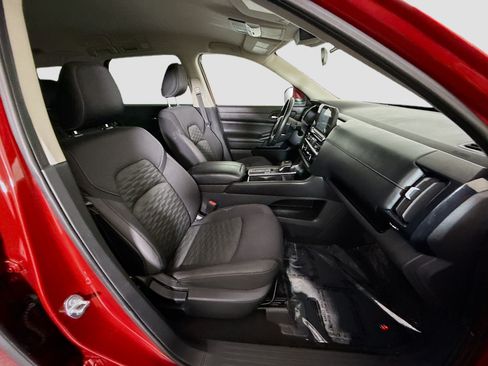 Used 2022 Nissan Pathfinder SV w/ SV Black Package FWD image 29