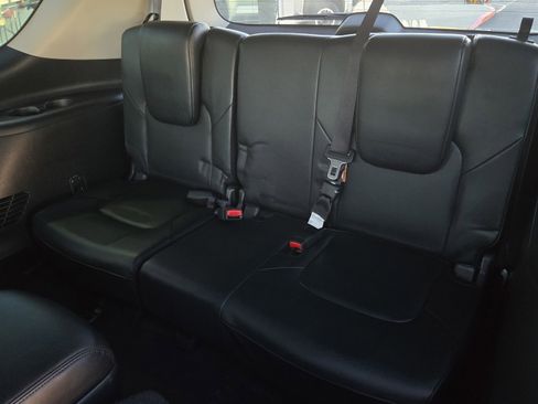Used 2023 Nissan Armada SL w/ Captain's Chairs Package image 12
