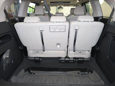 Used 2023 Honda Odyssey EX-L image 24