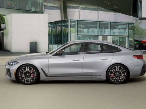 New 2026 BMW i4 eDrive40 w/ M Sport Package RWD image 31