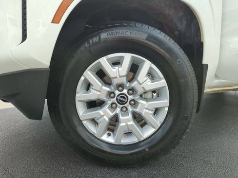 Certified 2024 Nissan Frontier SV w/ SV Convenience Package AWD/4WD image 48