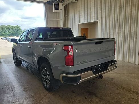 Used 2024 Chevrolet Silverado 1500 LT AWD/4WD image 4