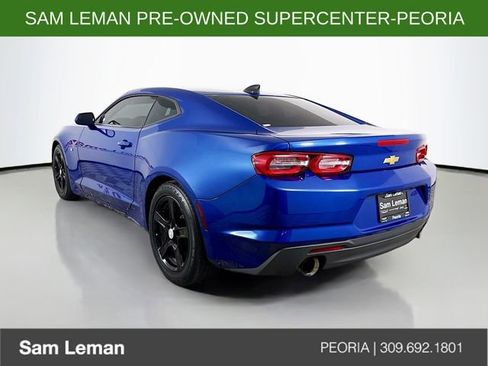 Used 2019 Chevrolet Camaro LT w/ Technology Package RWD image 5
