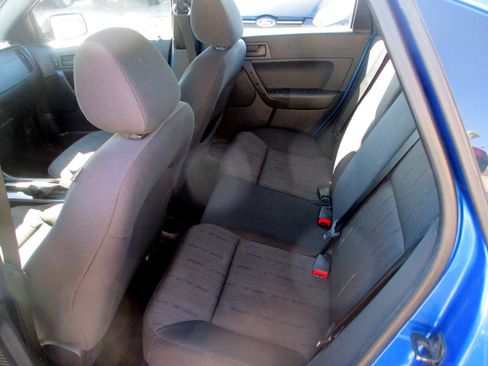 Used 2011 Ford Focus SE w/ 201A Rapid Spec Order Code image 9
