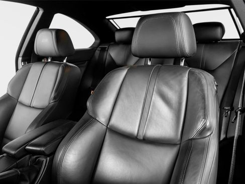 Used 2013 BMW M3 Coupe image 3