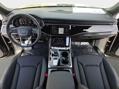 New 2026 Audi Q8 Premium Plus image 9