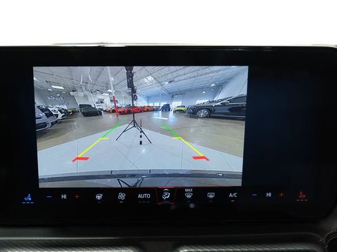 Used 2025 Ford Mustang Premium image 18