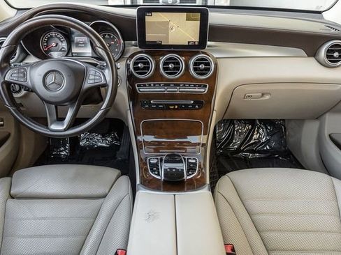 Used 2016 Mercedes-Benz GLC 300 image 6