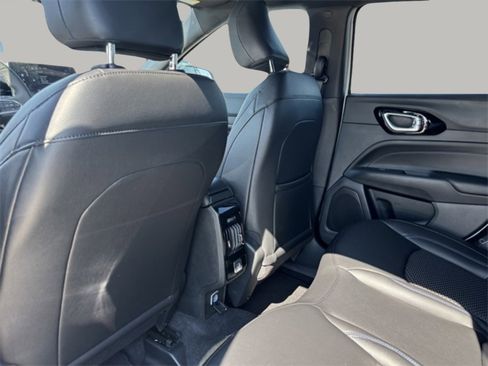 New 2026 Jeep Compass Latitude image 22