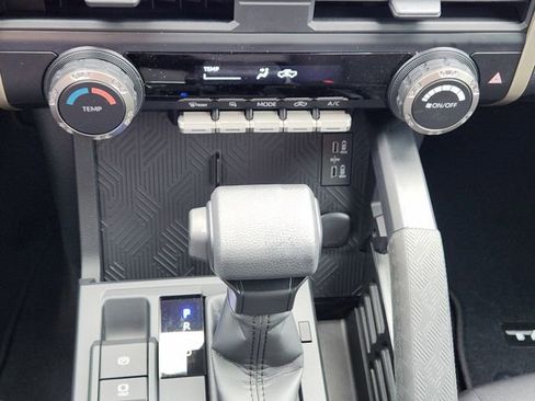 New 2025 Toyota Tacoma SR5 AWD/4WD image 17