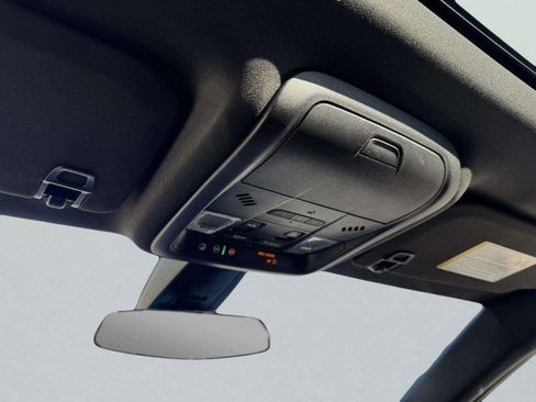 Used 2024 Cadillac XT6 Luxury w/ LPO, Floor Liner Package image 34