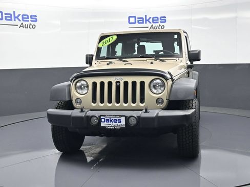 Used 2017 Jeep Wrangler Sport AWD/4WD image 3