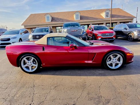 Used 2006 Chevrolet Corvette Convertible w/ Preferred Equipment Group image 21