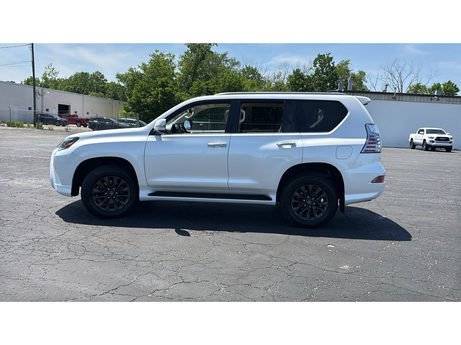 Used 2023 Lexus GX 460 Premium AWD/4WD image 4