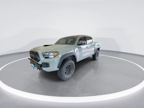 Used 2021 Toyota Tacoma TRD Pro AWD/4WD image 4