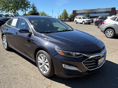 Used 2023 Chevrolet Malibu LT FWD image 3