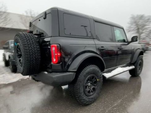 New 2025 Ford Bronco Outer Banks w/ Sasquatch Package image 2