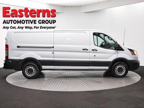 Used 2017 Ford Transit 350 148 Low Roof RWD image 4