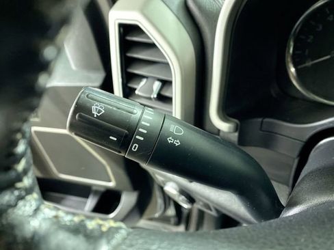 Used 2019 Ford F150 Lariat image 15