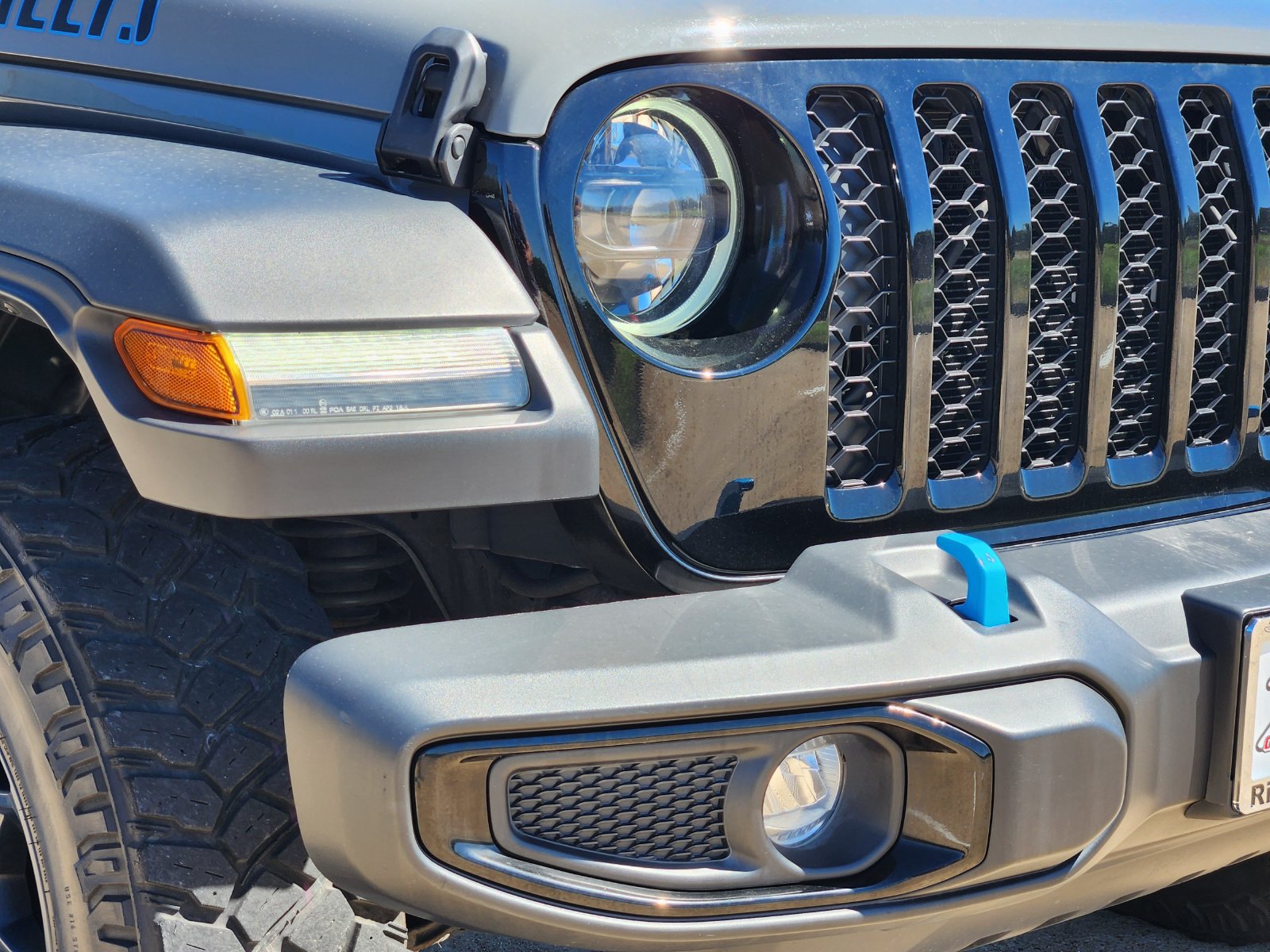 Used 2023 Jeep Wrangler Unlimited AWD/4WD image 9
