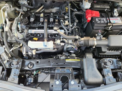 Used 2025 Nissan Versa S w/ Trunk Package image 29