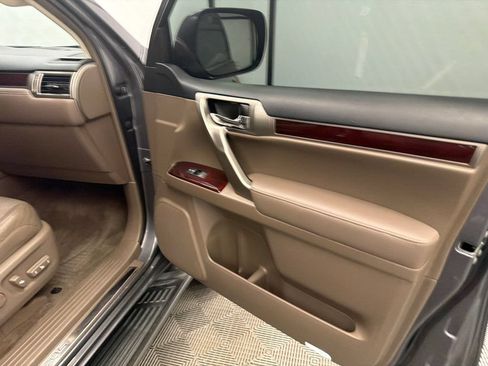 Used 2017 Lexus GX 460 AWD/4WD image 15