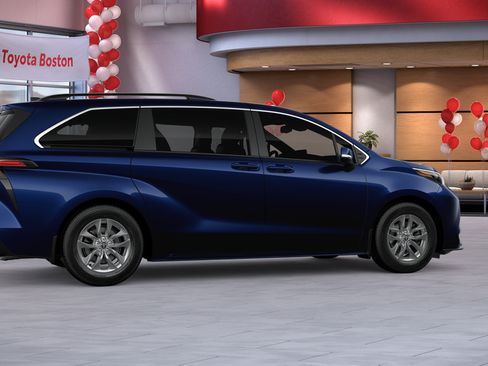New 2026 Toyota Sienna LE FWD image 11