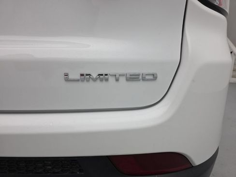Used 2022 Jeep Compass Limited AWD/4WD image 55
