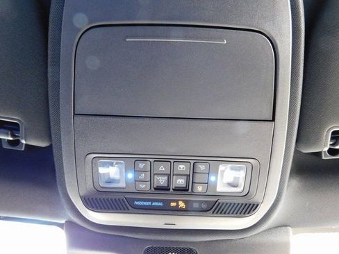 New 2025 Ford Expedition Tremor image 28