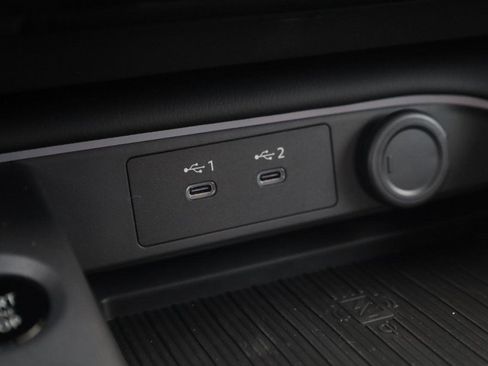 New 2026 Nissan Sentra SV w/ SV Convenience Package FWD image 17